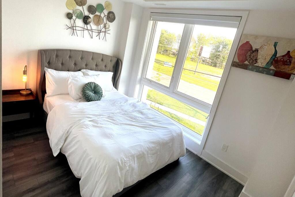 Apartment Exquisite, Bright & Modern Condo. Niagara Falls